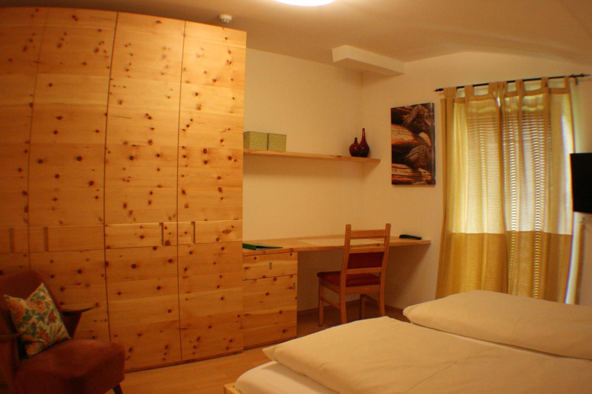 Hotel Garni Laerchenhof Лех ам Алберг Екстериор снимка