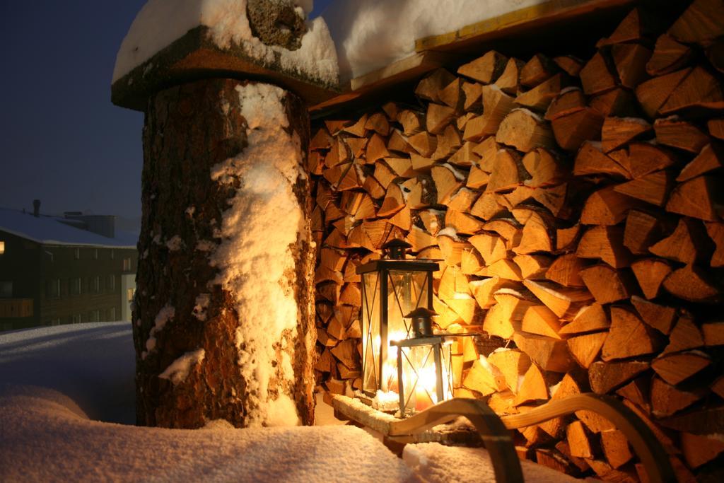 Hotel Garni Laerchenhof Лех ам Алберг Екстериор снимка